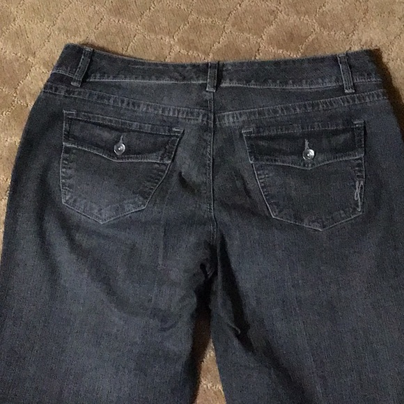 STYLE & CO. WOMEN’S JEANS - Picture 3 of 9